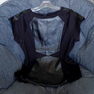 Worthington Sleeveless Pleated Black Blouse Size L